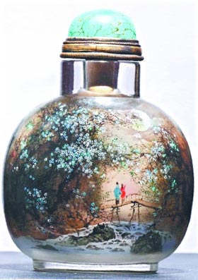 清代内画鼻烟壶最鼎盛屡屡拍出上百万高价- 烟草市场