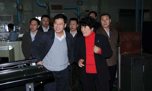 内蒙国税局局长刘景溪到乌兰烟厂调研 - 烟草市场